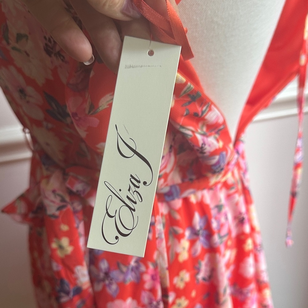 Eliza J Halter Neckline Floral Dress in Red and Pink Floral Size 8 NWT - Picture 11 of 12
